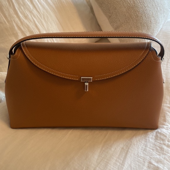 Toteme t lock large bag - Picture 12 of 14